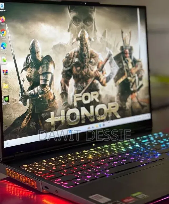 New Laptop Lenovo 16GB AMD Ryzen 9 SSD 1T