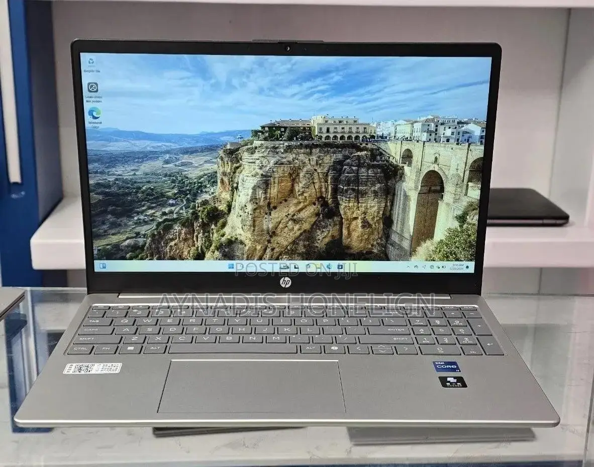 New Laptop HP Stream Notebook 16GB Intel Core i7 SSD 1T