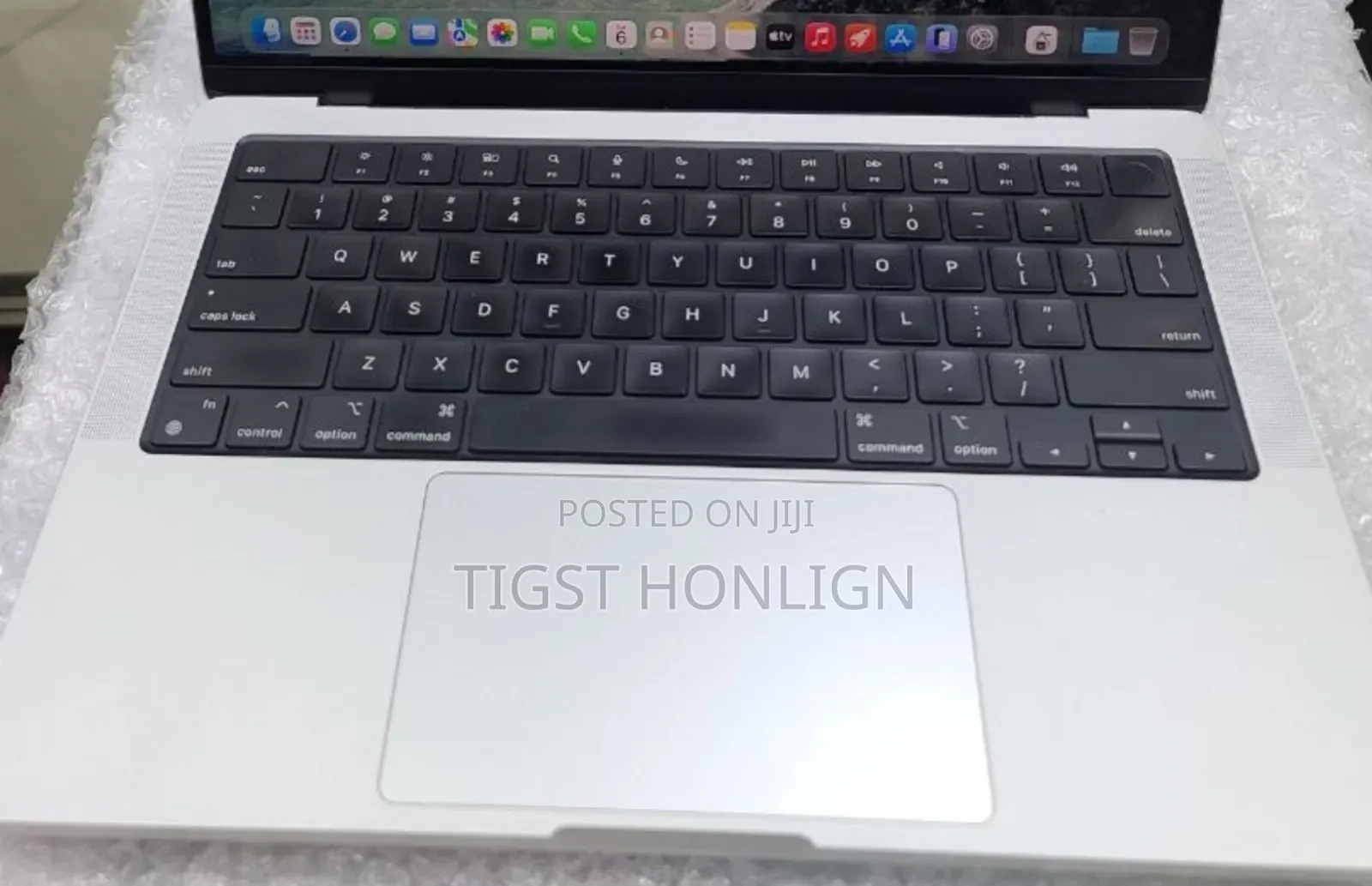 New Laptop Apple MacBook 16GB Apple M1 Pro SSD 512GB