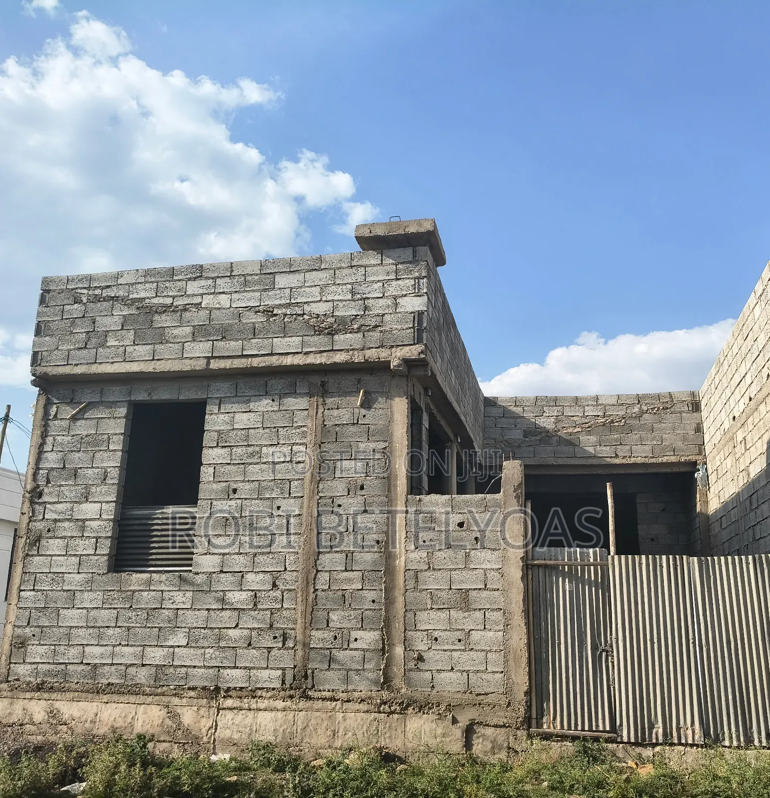 2bdrm House in L Sheep, East Shewa for sale