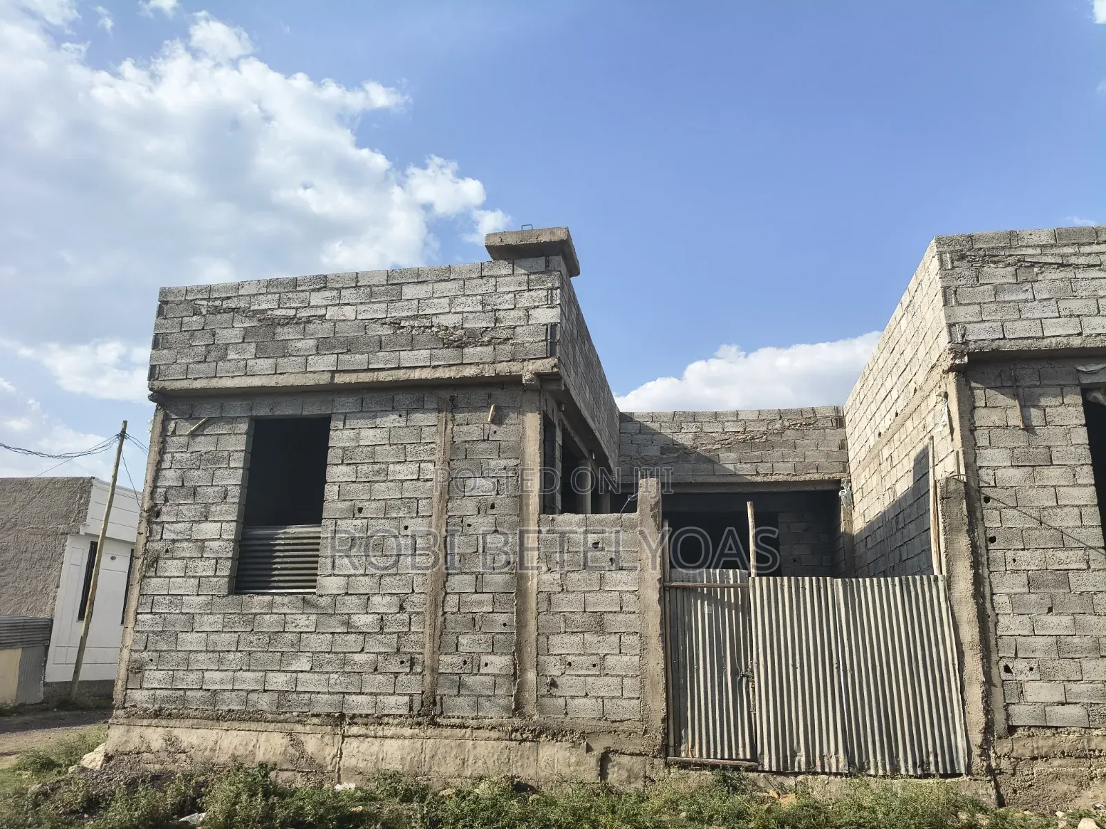 2bdrm House in L Sheep, East Shewa for sale