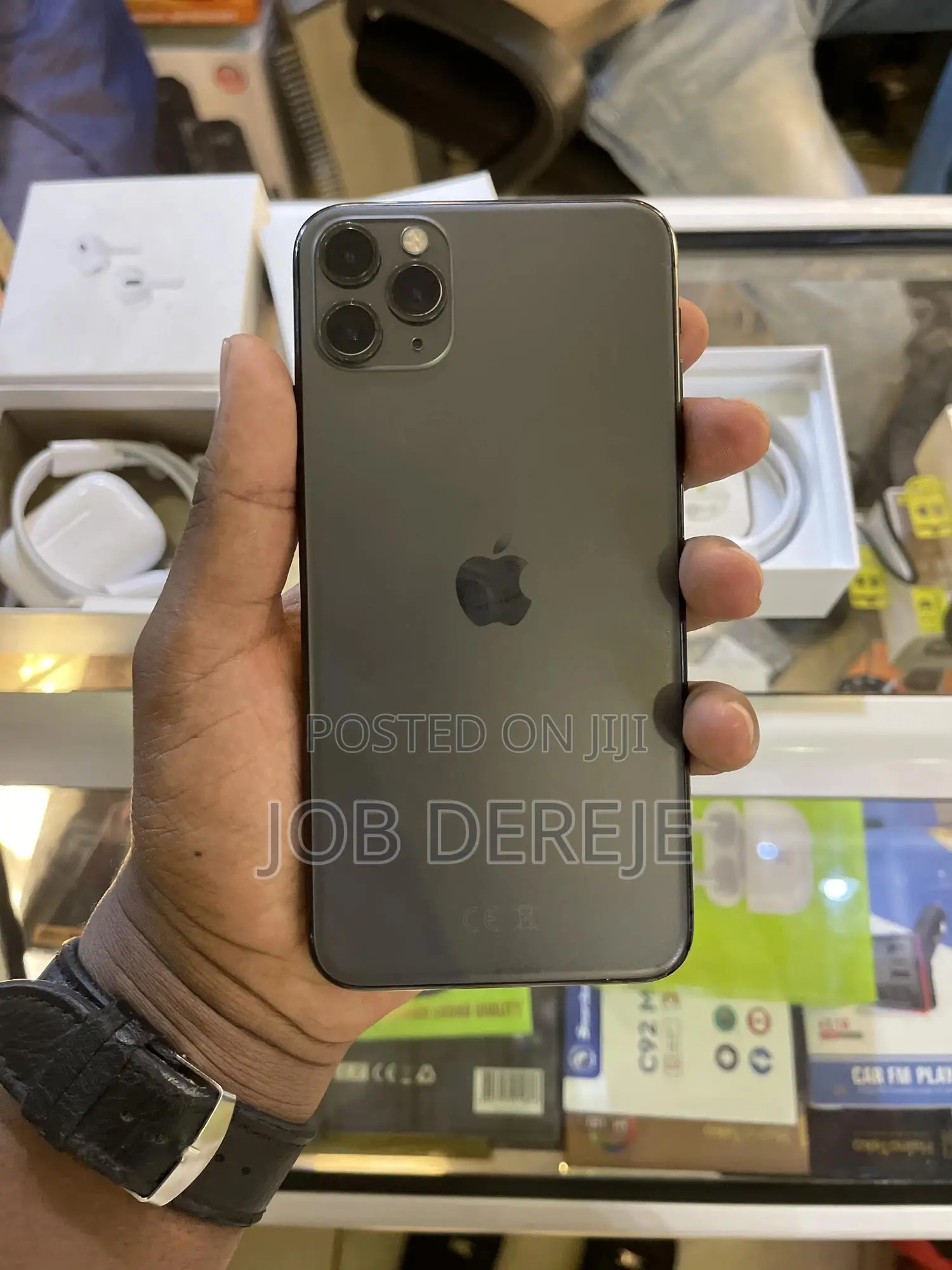 New Apple iPhone 11 Pro Max 256 GB Black