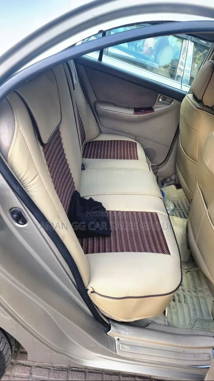 Toyota Corolla 2006 Gray