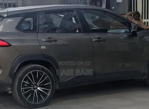 Toyota Corolla Cross Hybrid 2025 Gray
