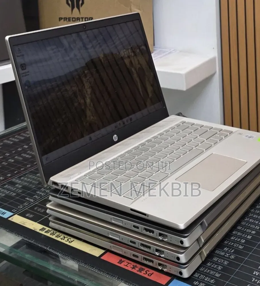 New Laptop HP Pavilion 15 8GB Intel Core i5 SSD 512GB