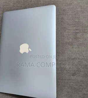 New Laptop Apple MacBook Pro 2015 8GB Intel Core i7 SSD 256GB