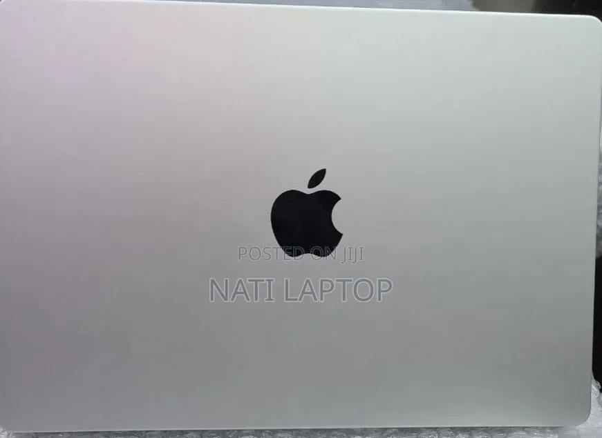 New Laptop Apple MacBook Pro 2020 M1 16GB Apple M1 Pro SSD 512GB