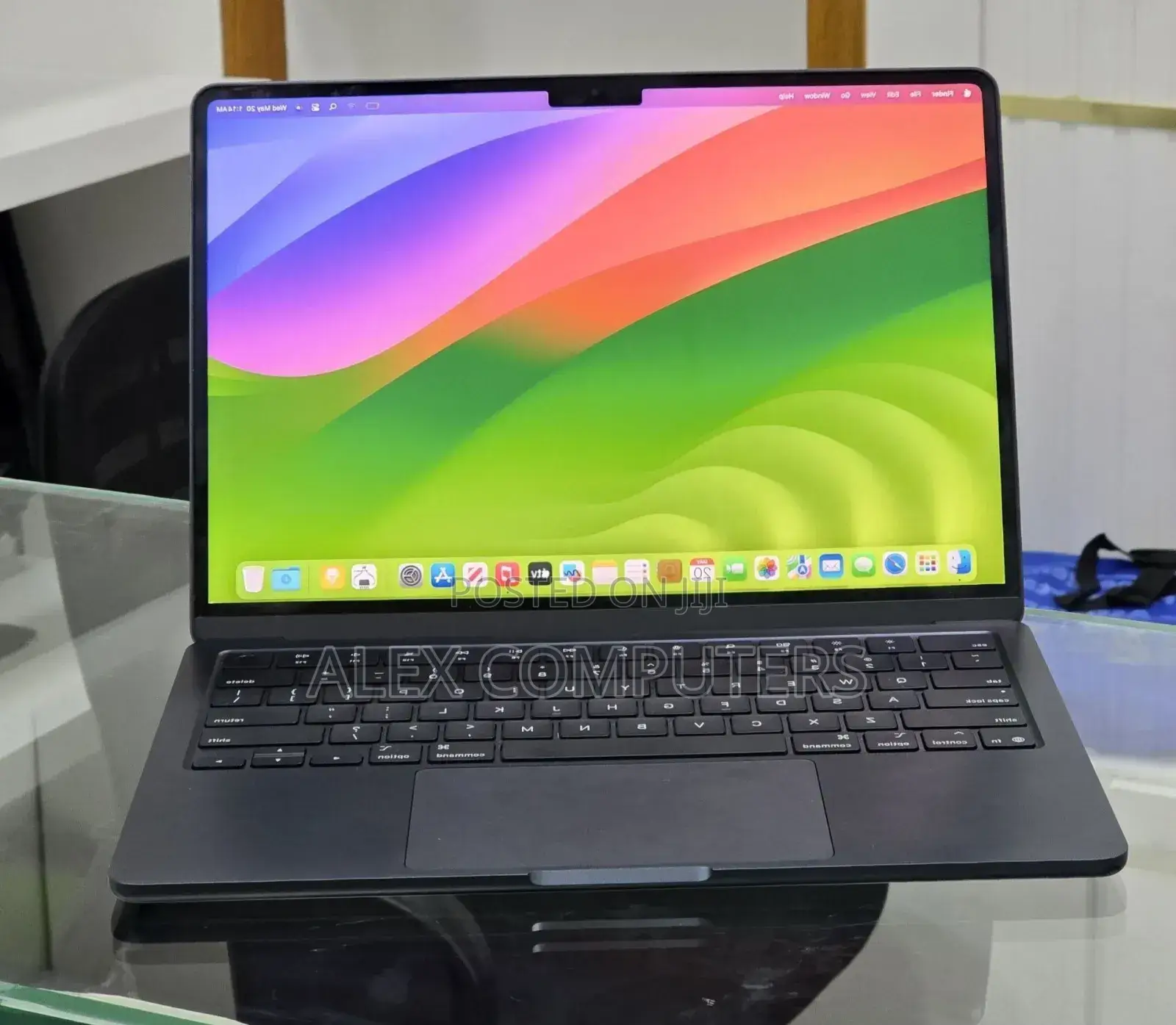 New Laptop Apple MacBook Air 2025 M4 16GB Apple M4 SSD 256GB