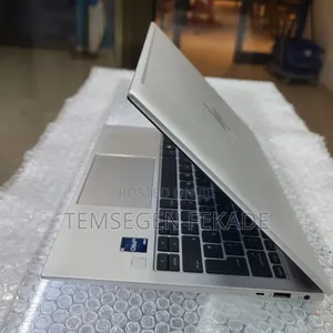 New Laptop HP EliteBook 830 G9 16GB Intel Core i5 SSD 512GB