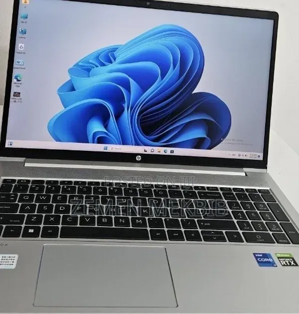 New Laptop HP 16GB Intel Core i7 SSD 1T