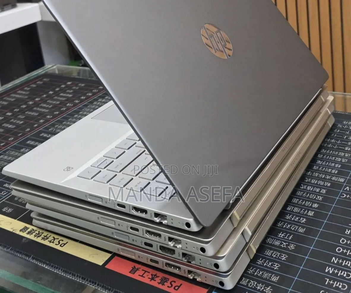 New Laptop HP Pavilion 14 8GB Intel Core i5 SSD 512GB