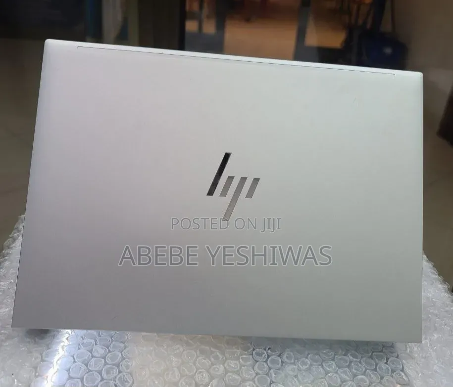 New Laptop HP EliteBook 830 G9 16GB Intel Core i5 SSD 512GB