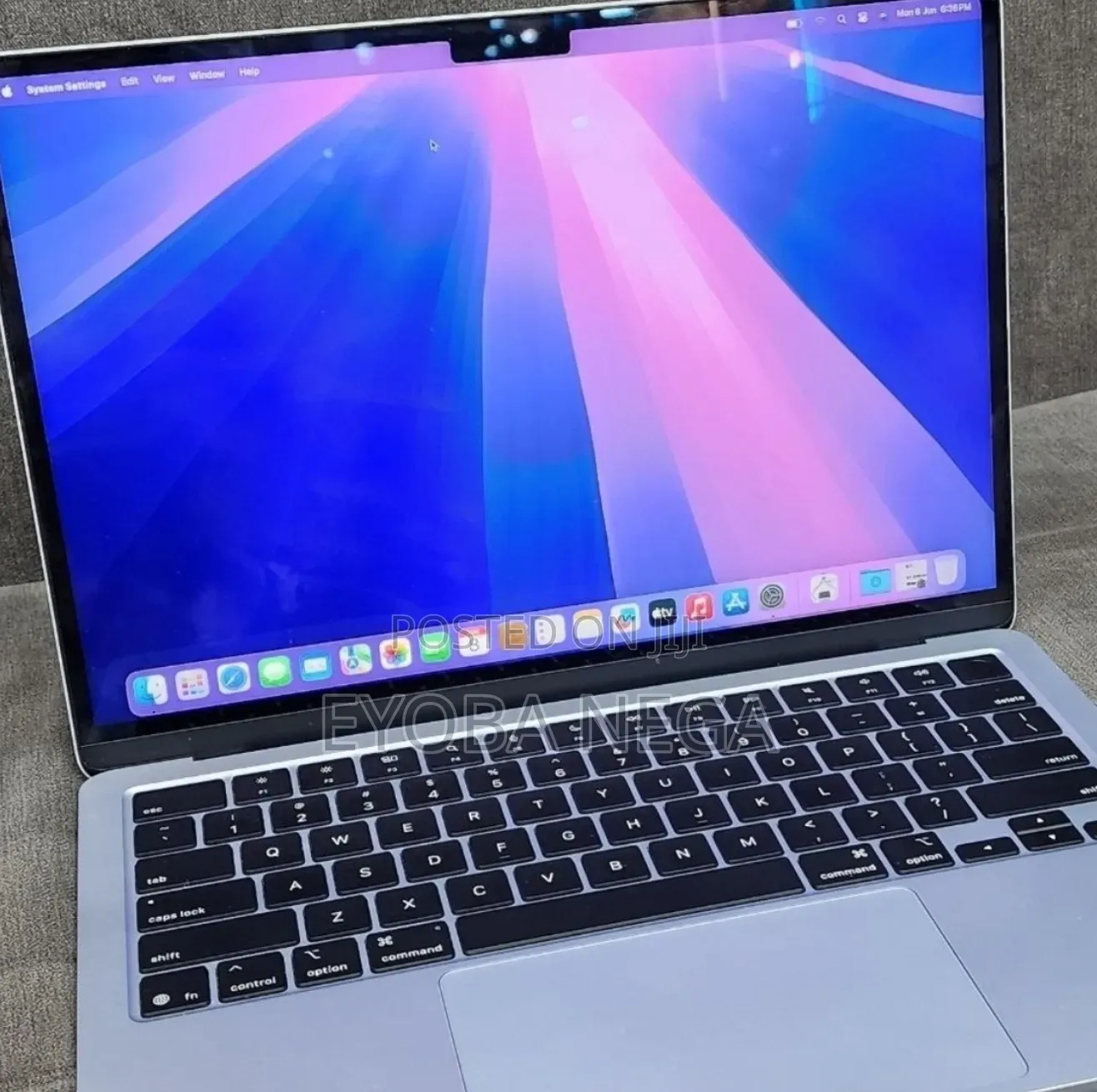 New Laptop Apple MacBook Air 2025 M4 16GB Apple M4 SSD 256GB