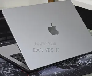 New Laptop Apple MacBook Pro 32GB Apple M1 Pro SSD 512GB