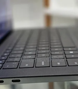 New Laptop Dell Precision 5560 16GB Intel Core i7 SSD 512GB