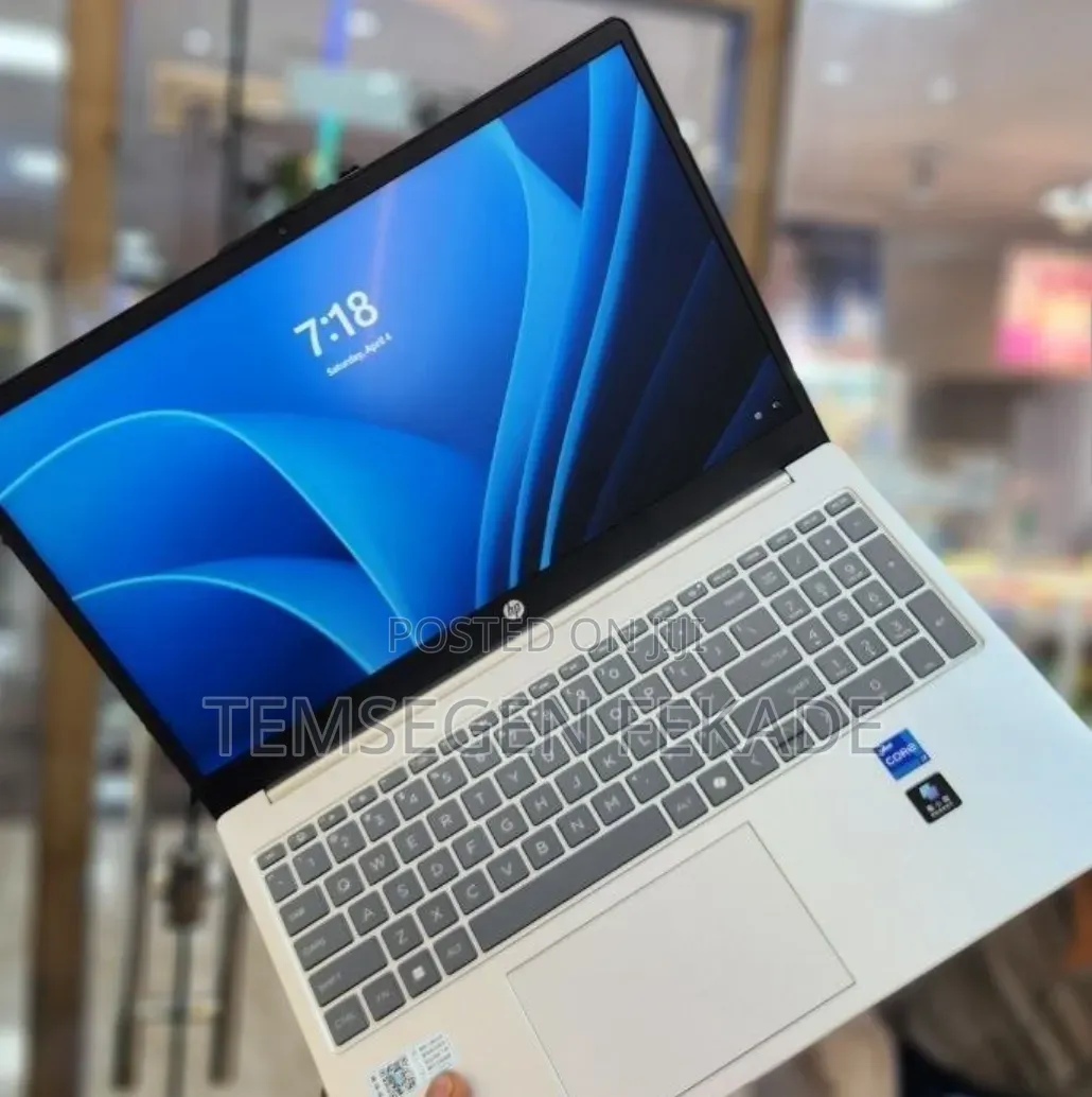 New Laptop HP Stream Notebook 16GB Intel Core i7 SSD 512GB