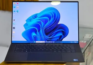 New Laptop Dell Precision 5560 16GB Intel Core i7 SSD 512GB