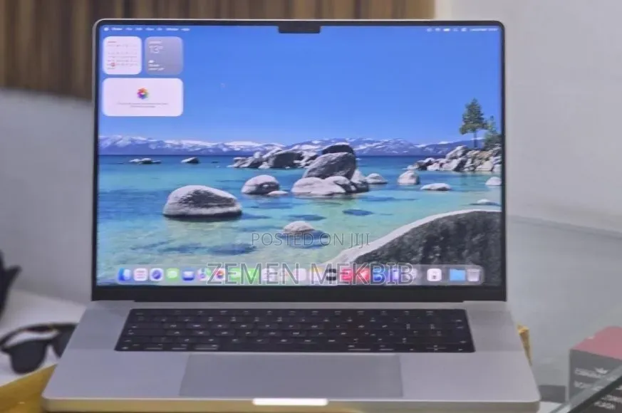 New Laptop Apple MacBook Pro 2021 M1 32GB Apple M1 Pro SSD 512GB