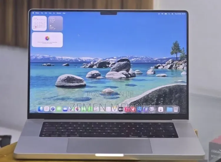 New Laptop Apple MacBook Pro 2021 M1 32GB Apple M1 Pro SSD 512GB
