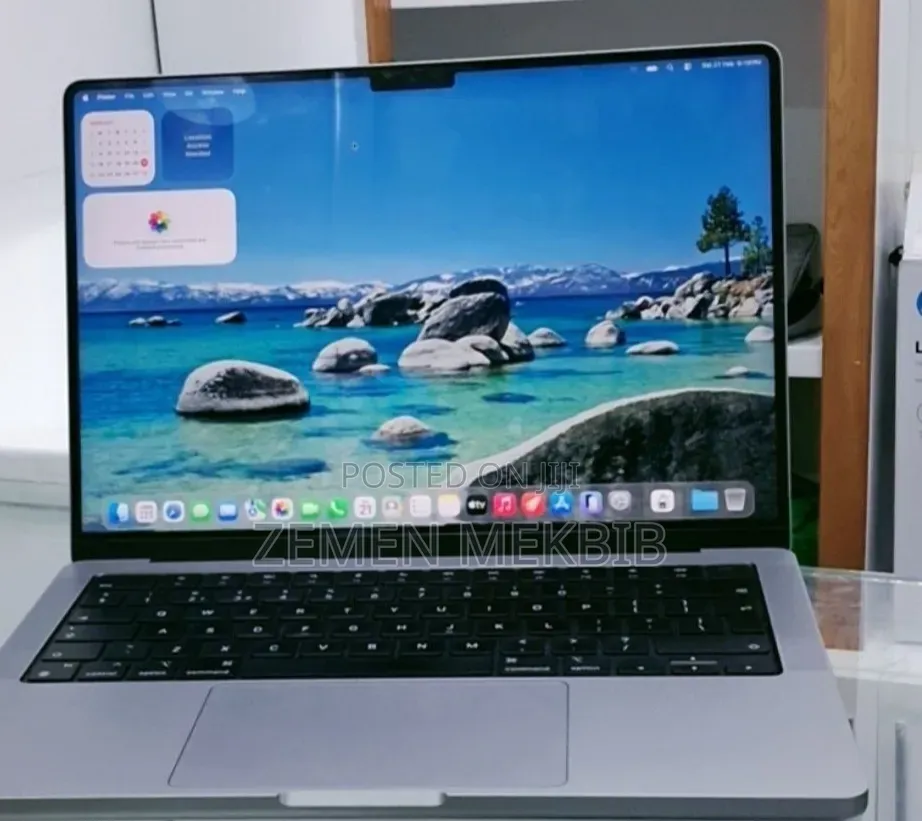 New Laptop Apple MacBook Pro 2021 M1 32GB Apple M1 Pro SSD 512GB