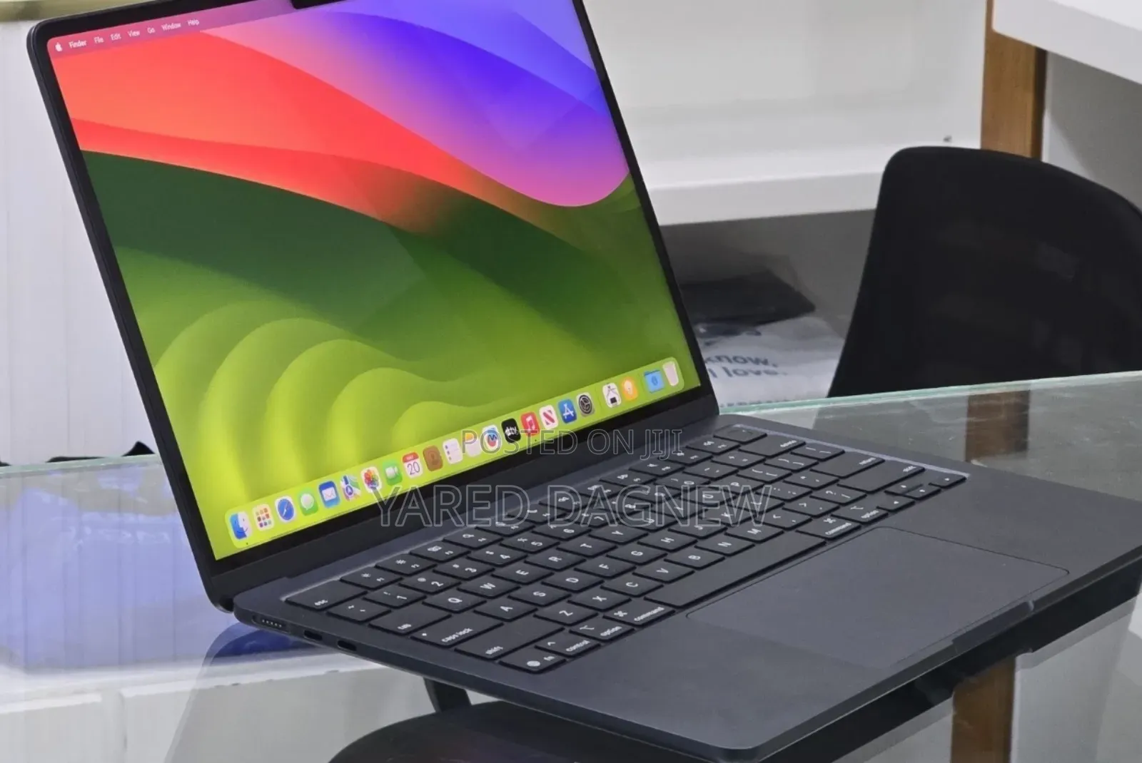 New Laptop Apple MacBook Air 2025 M4 16GB Apple M4 SSD 256GB