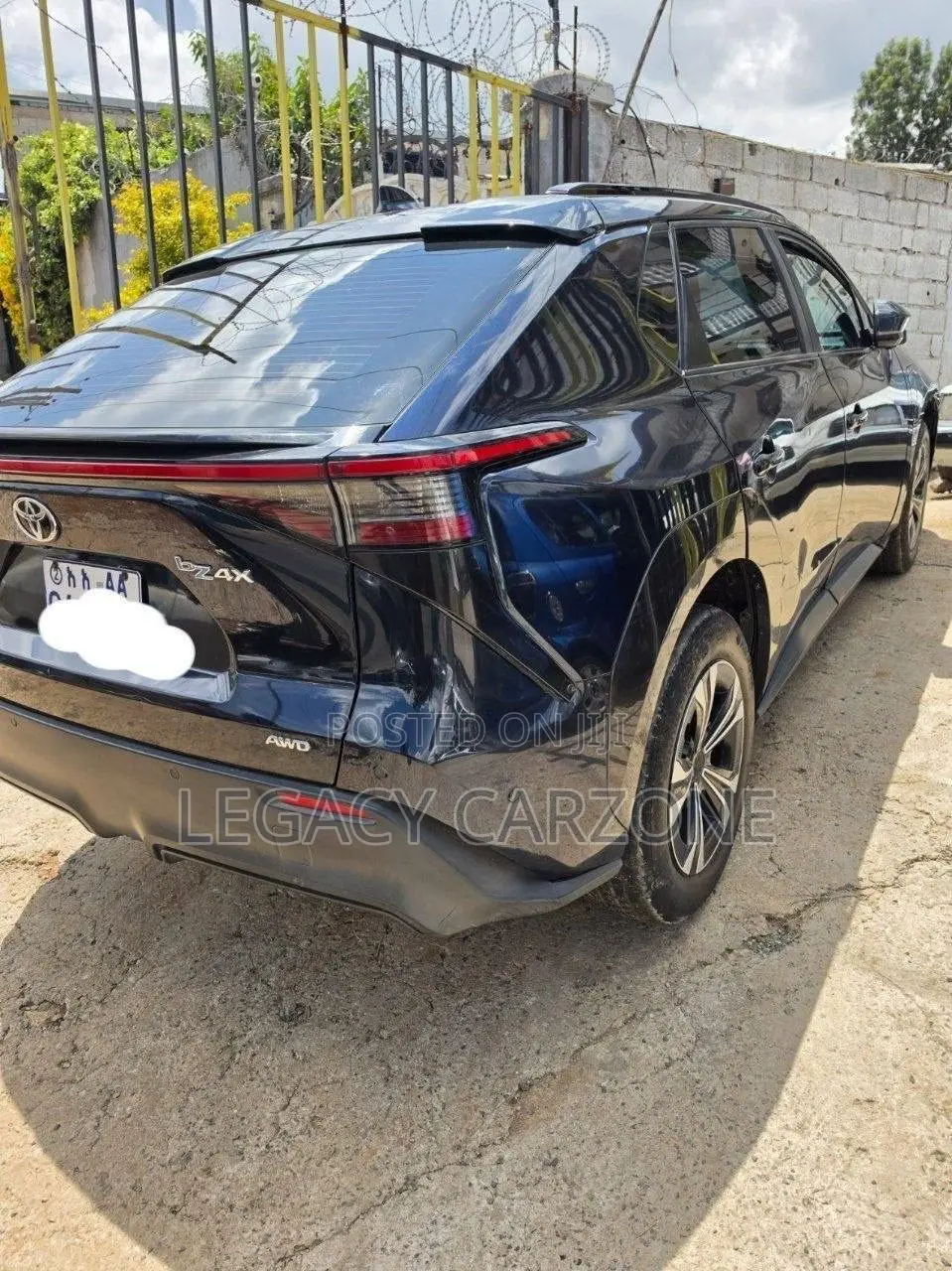 Toyota bZ4X 2023 Blue