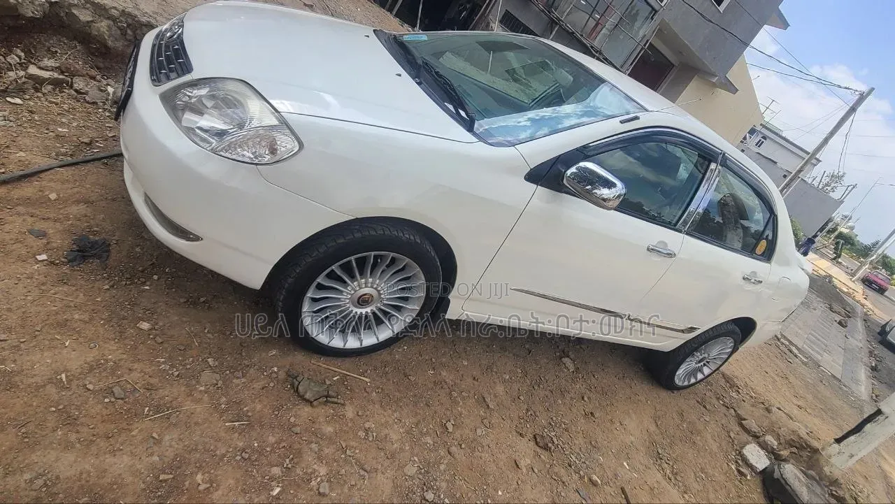 Toyota Corolla 2003 Ivory