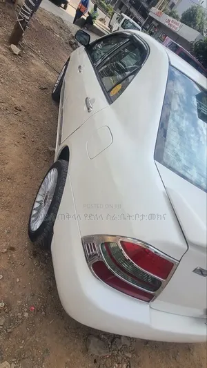 Toyota Corolla 2003 Ivory