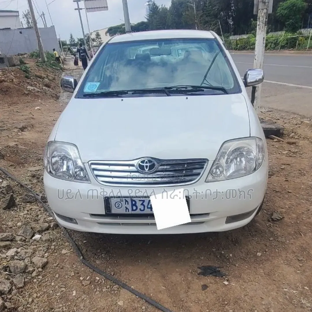 Toyota Corolla 2003 Ivory