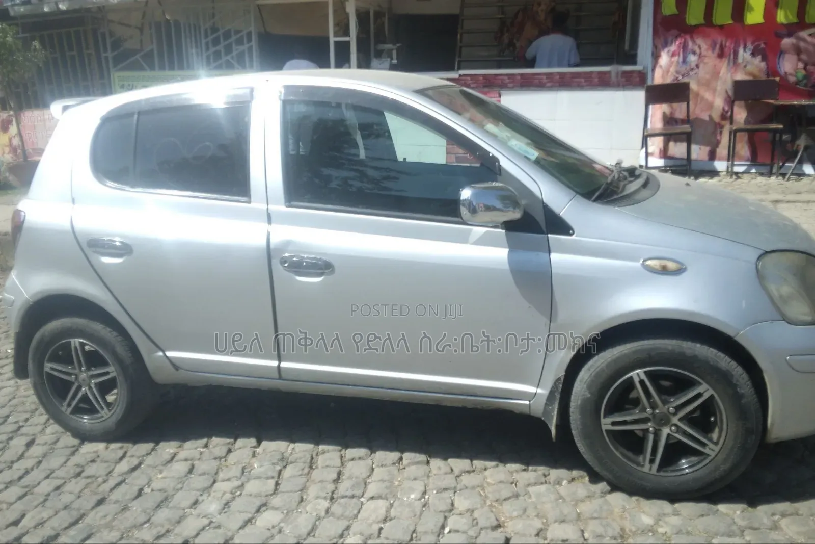 Toyota Vitz 2004 Off white