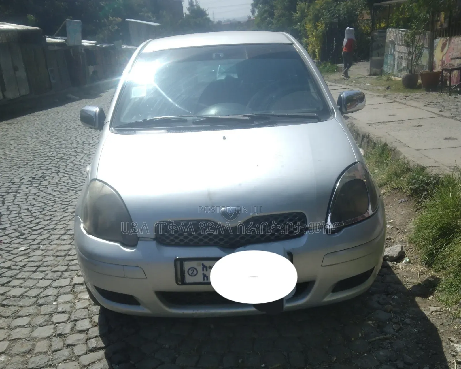 Toyota Vitz 2004 Off white