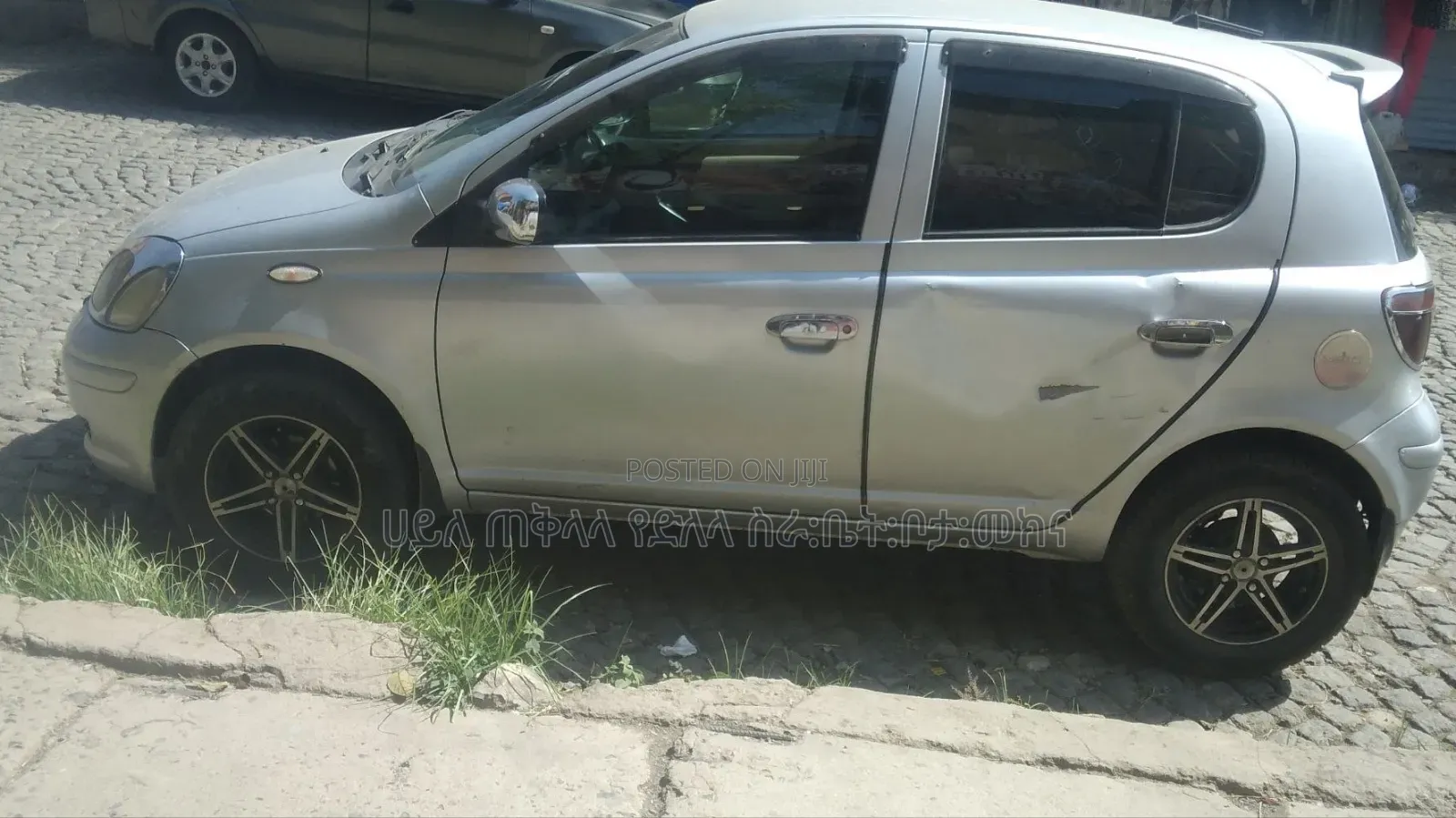 Toyota Vitz 2004 Off white