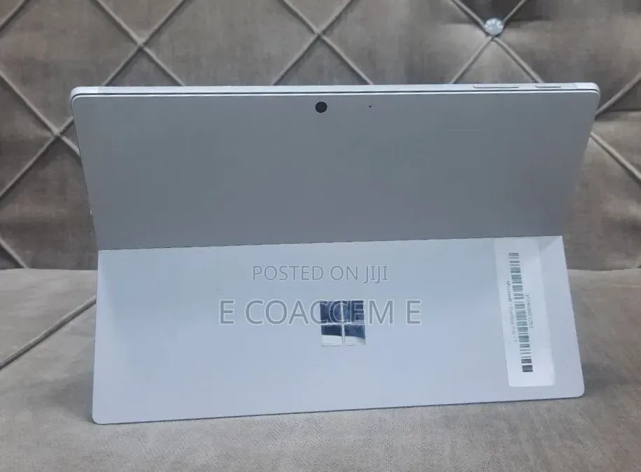 New Laptop Microsoft Surface 16GB Intel Core i7 SSD 512GB