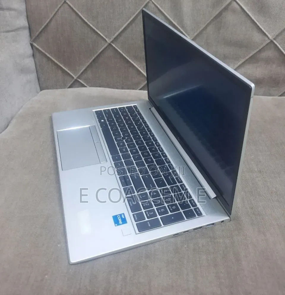 New Laptop HP 16GB Intel Core i5 SSD 512GB