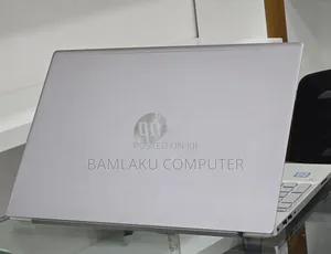 New Laptop HP Pavilion 15 8GB Intel Core i7 SSD 256GB