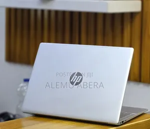 New Laptop HP 16GB Intel Core i5 SSD 512GB