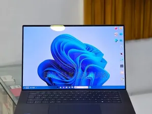 New Laptop Dell Precision 5540 16GB Intel Core i7 SSD 512GB