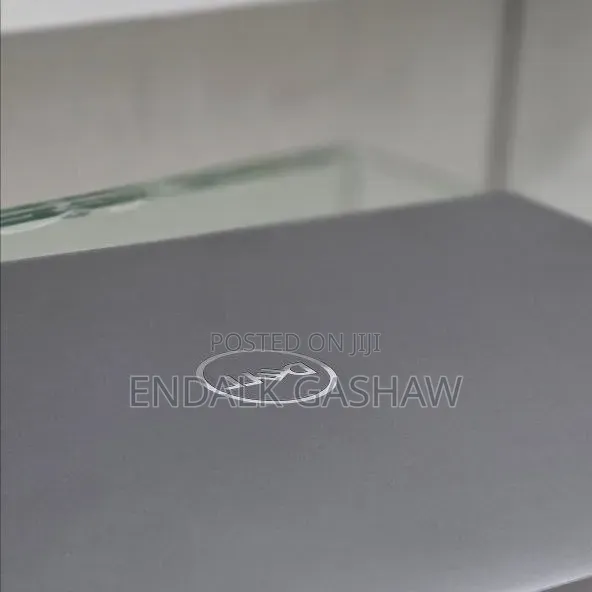 New Laptop Dell Precision 5540 16GB Intel Core i7 SSD 512GB