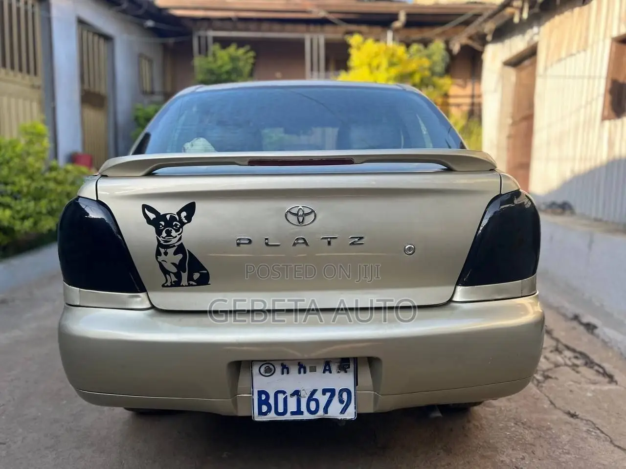 Toyota Platz 2001