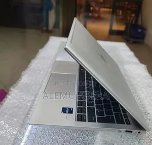 New Laptop HP EliteBook 840 G9 16GB Intel Core i5 SSD 512GB