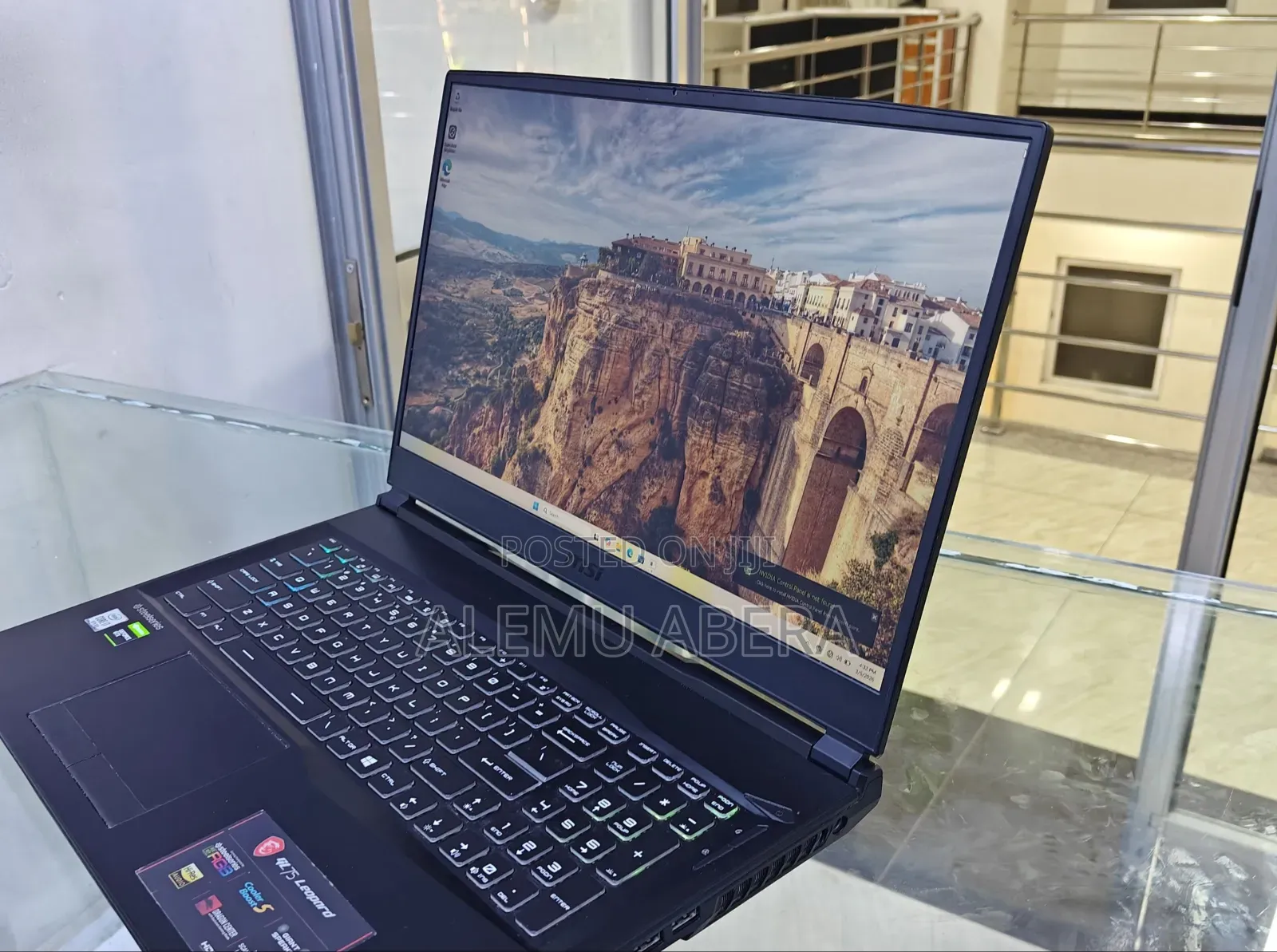 New Laptop MSI 16GB Intel Core i7 SSD 512GB