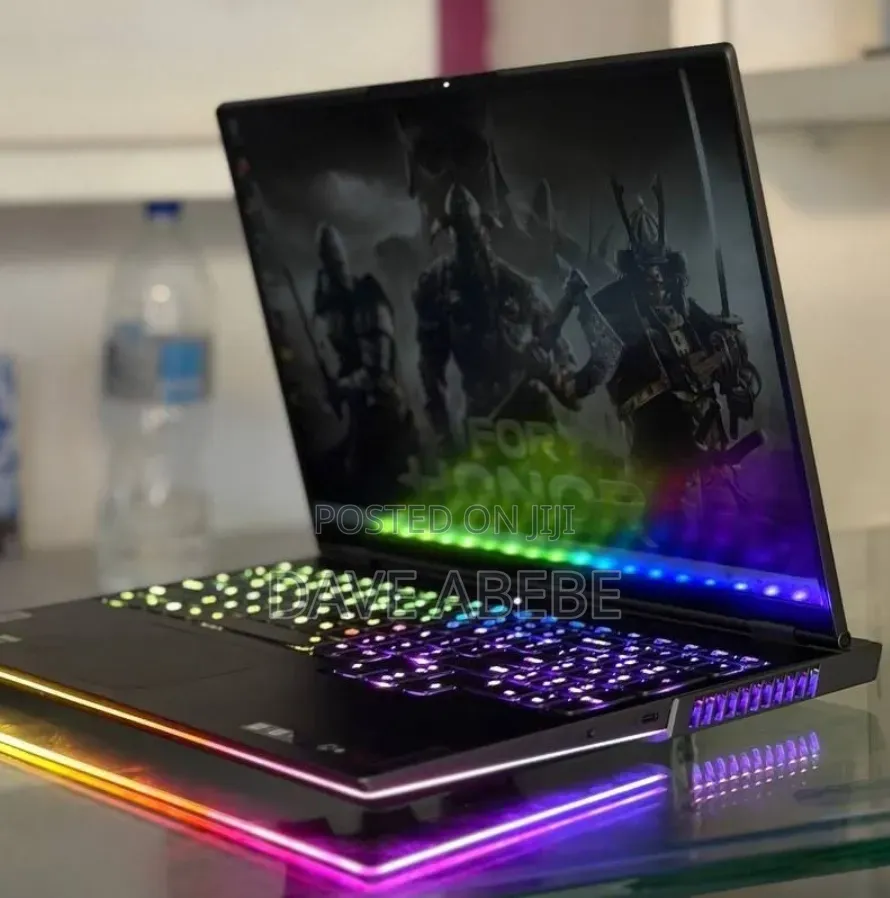 New Laptop Lenovo 16GB AMD Ryzen 9 SSD 1T