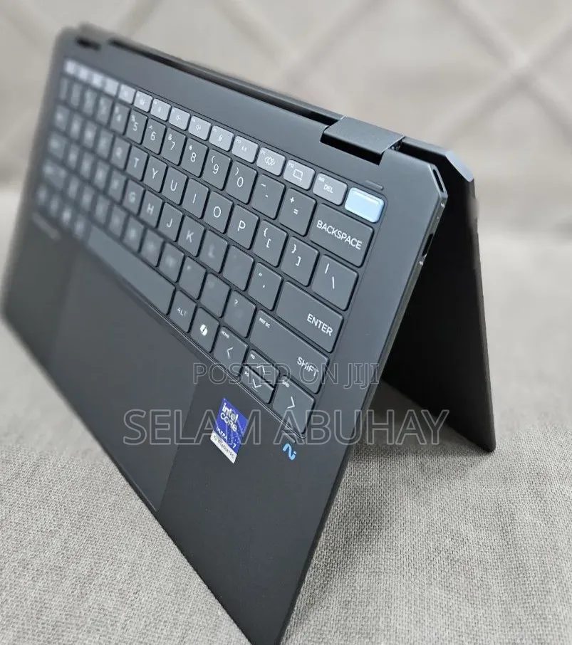 New Laptop HP OmniBook 7 14" 16GB Intel Core Ultra 7 SSD 1T