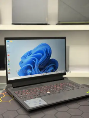 New Laptop Dell G15 5511 16GB Intel Core i7 SSD 1T