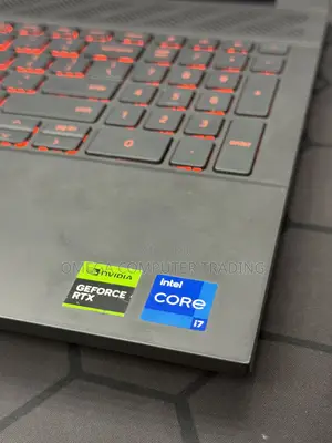 New Laptop Dell G15 5511 16GB Intel Core i7 SSD 1T