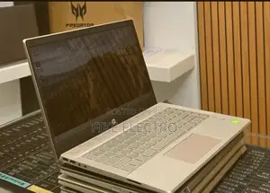 New Laptop HP Pavilion Gaming 15 2019 8GB Intel Core i5 SSD 512GB