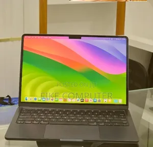 New Laptop Apple MacBook Air 2025 M4 16GB Apple M4 SSD 256GB
