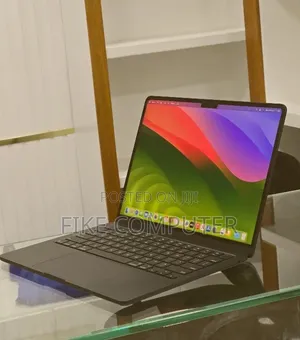 New Laptop Apple MacBook Air 2025 M4 16GB Apple M4 SSD 256GB