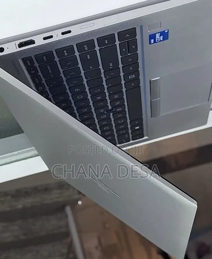 New Laptop HP EliteBook 840 G8 16GB Intel Core i5 SSD 512GB