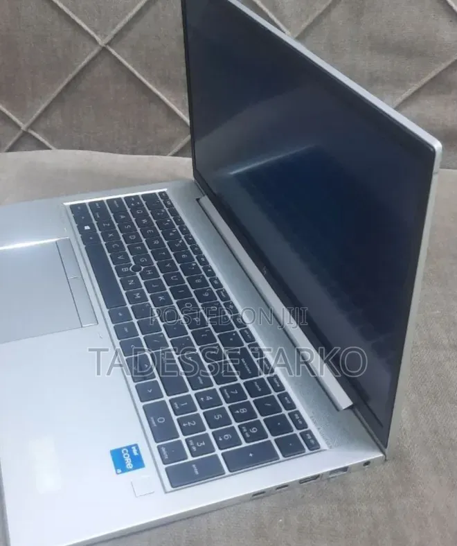 New Laptop HP EliteBook 850 G8 16GB Intel Core i5 SSD 512GB